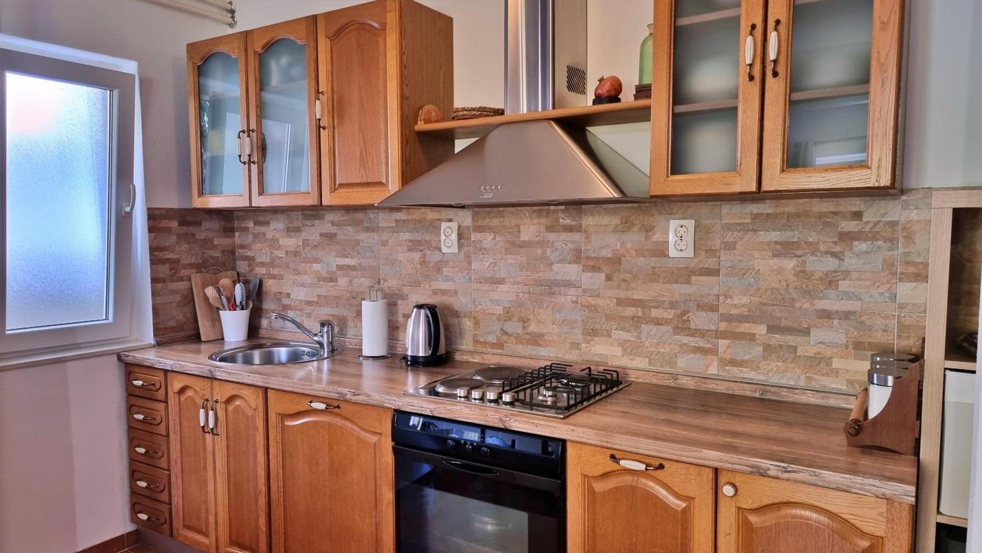Apartment Merica Омиш Экстерьер фото