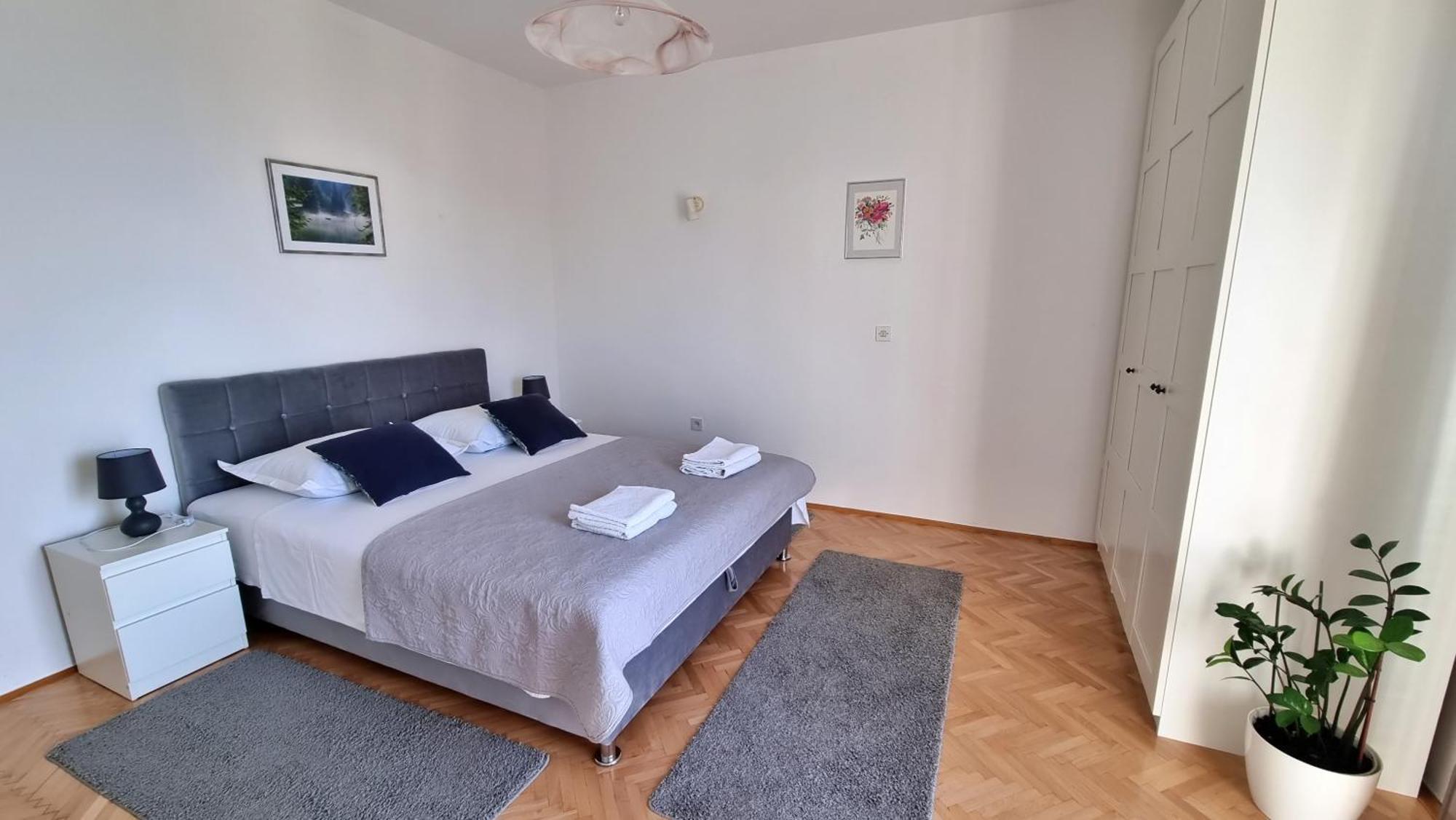 Apartment Merica Омиш Экстерьер фото
